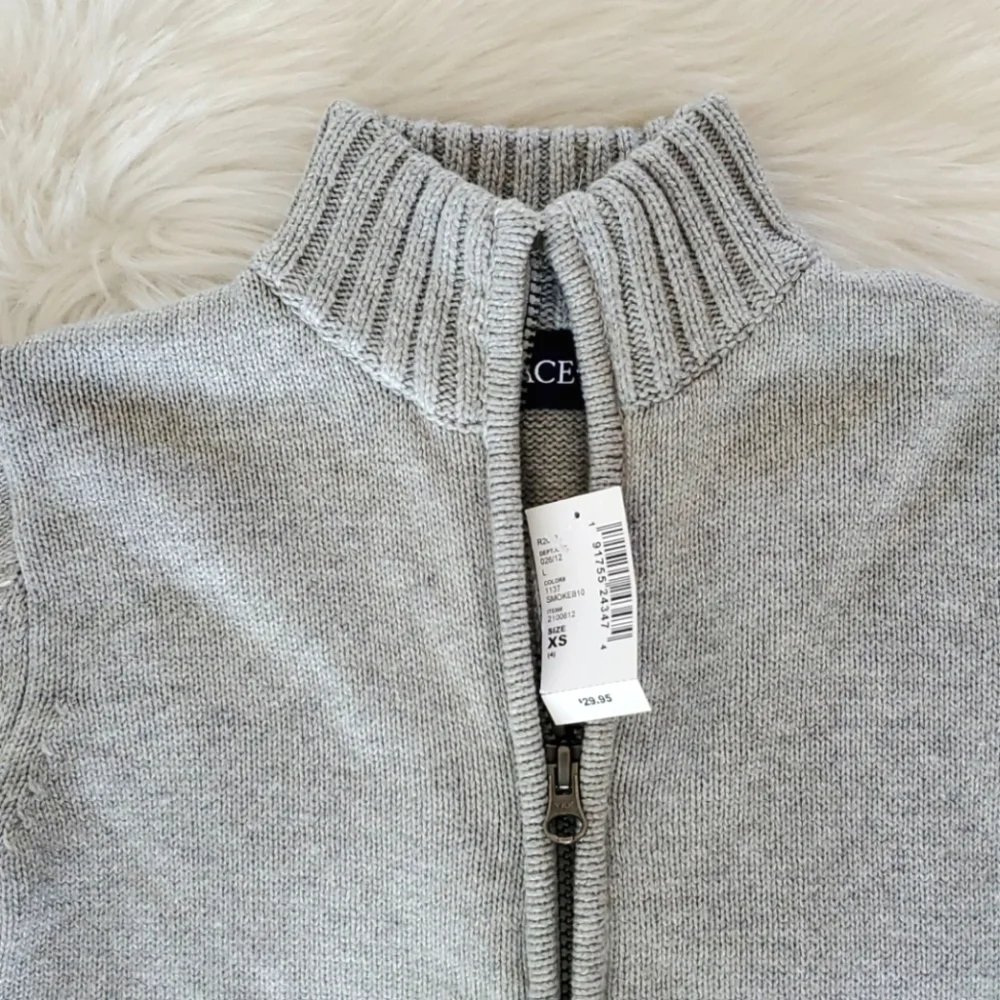 NWT Childrens Place boys gray zip sweater sz 4